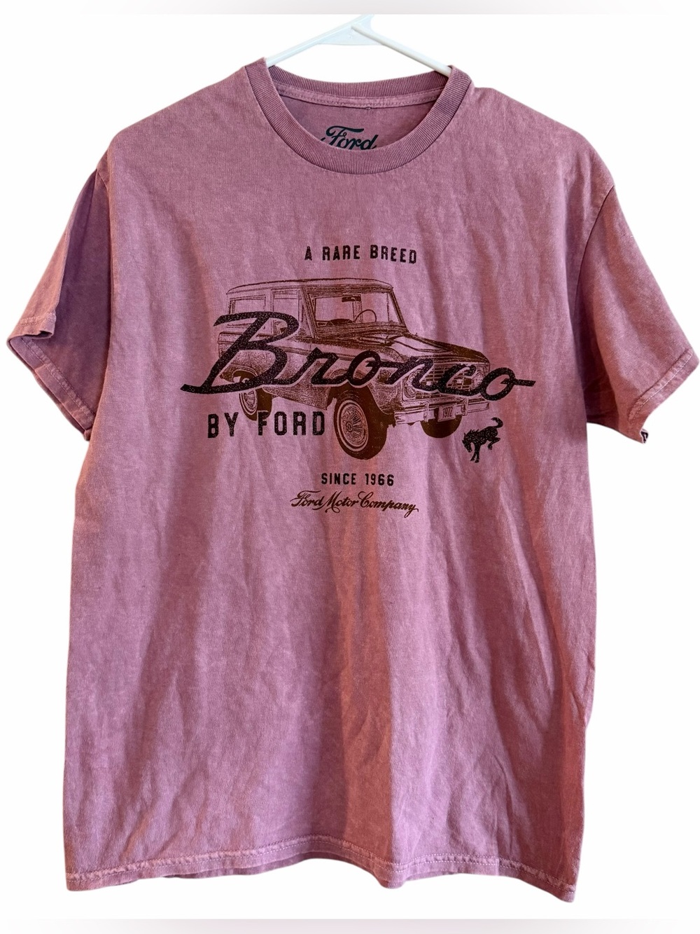 Ford Bronco Pink American Retro Car Lover
Summer Cotton Graphic Tee Size Large